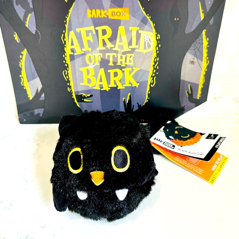 NEW Bark Box Super Chewer Black Alley Cat Halloween Rip + Reveal Dog Toy Large